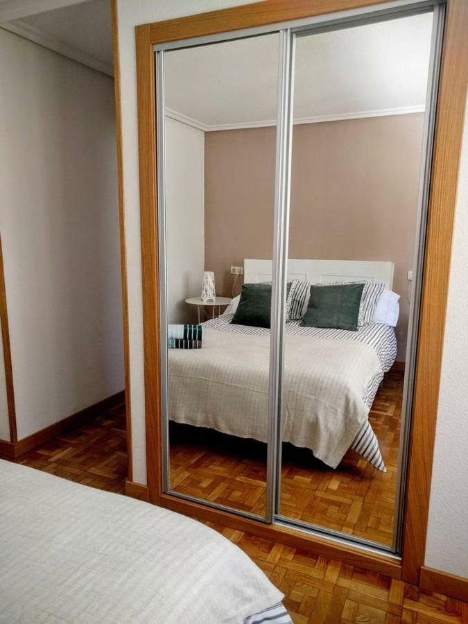 A Pocos Minutos Del Centro Con Parking Gratis En El Edificio Nº Registro Vu-74 Apartment Salamanca Exterior photo
